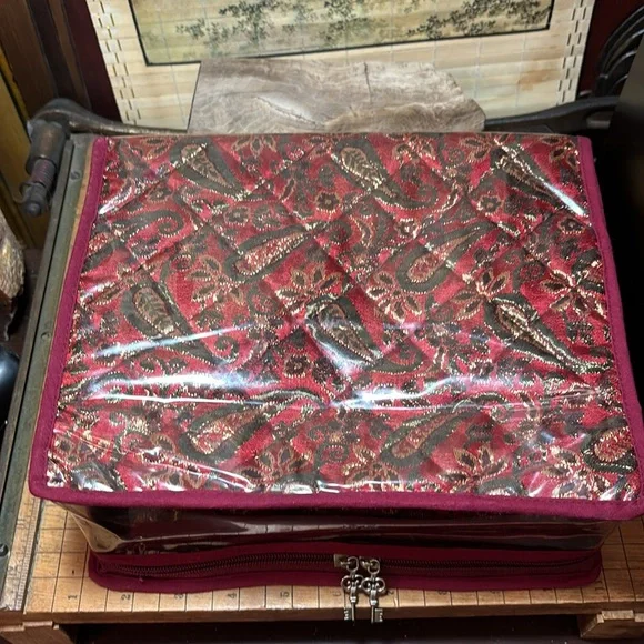 Travel Makeup Cosmetics Jewelry Bag Red Paisley Quilt Large 10”Lx8.25”Wx4”D GUC - Picture 7 of 17